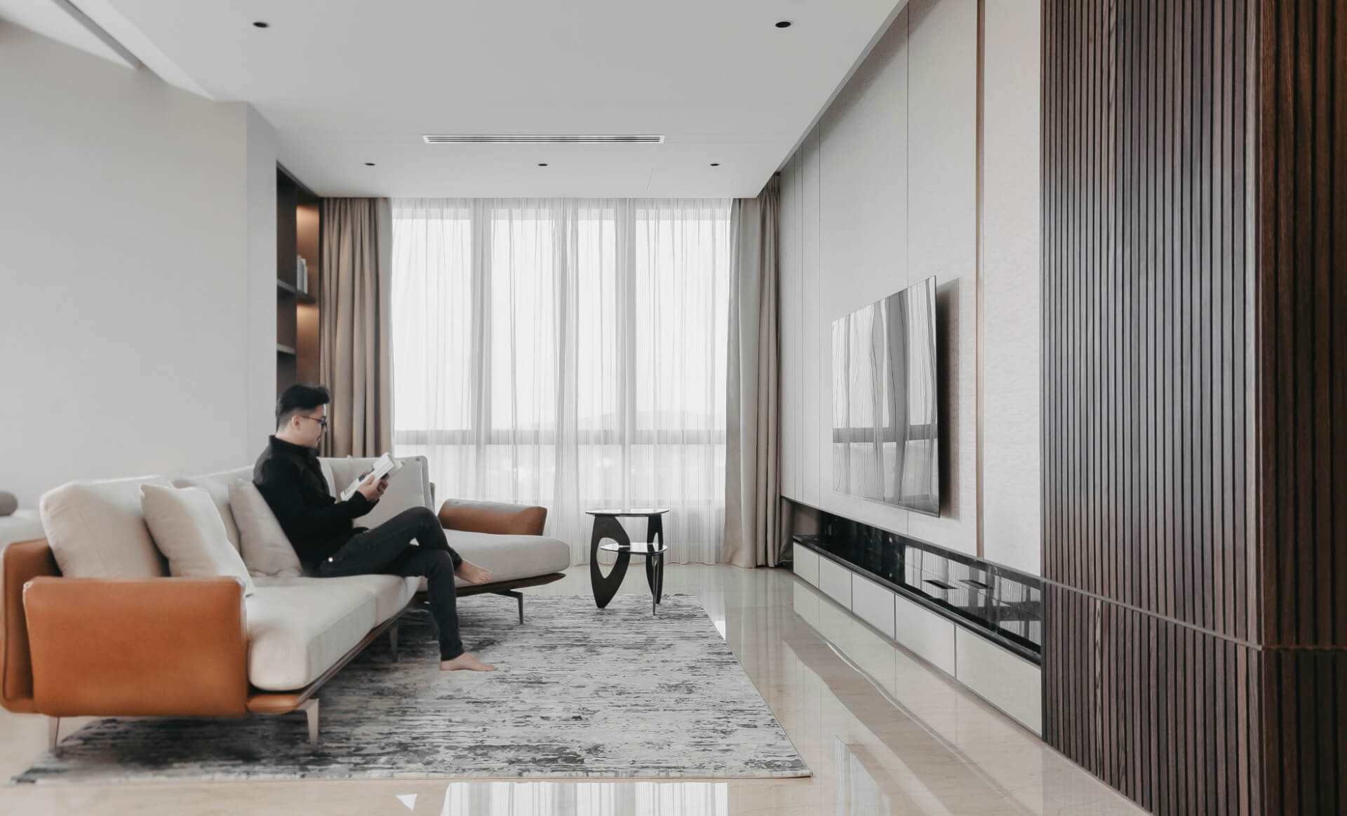 The Understated Luxe 1