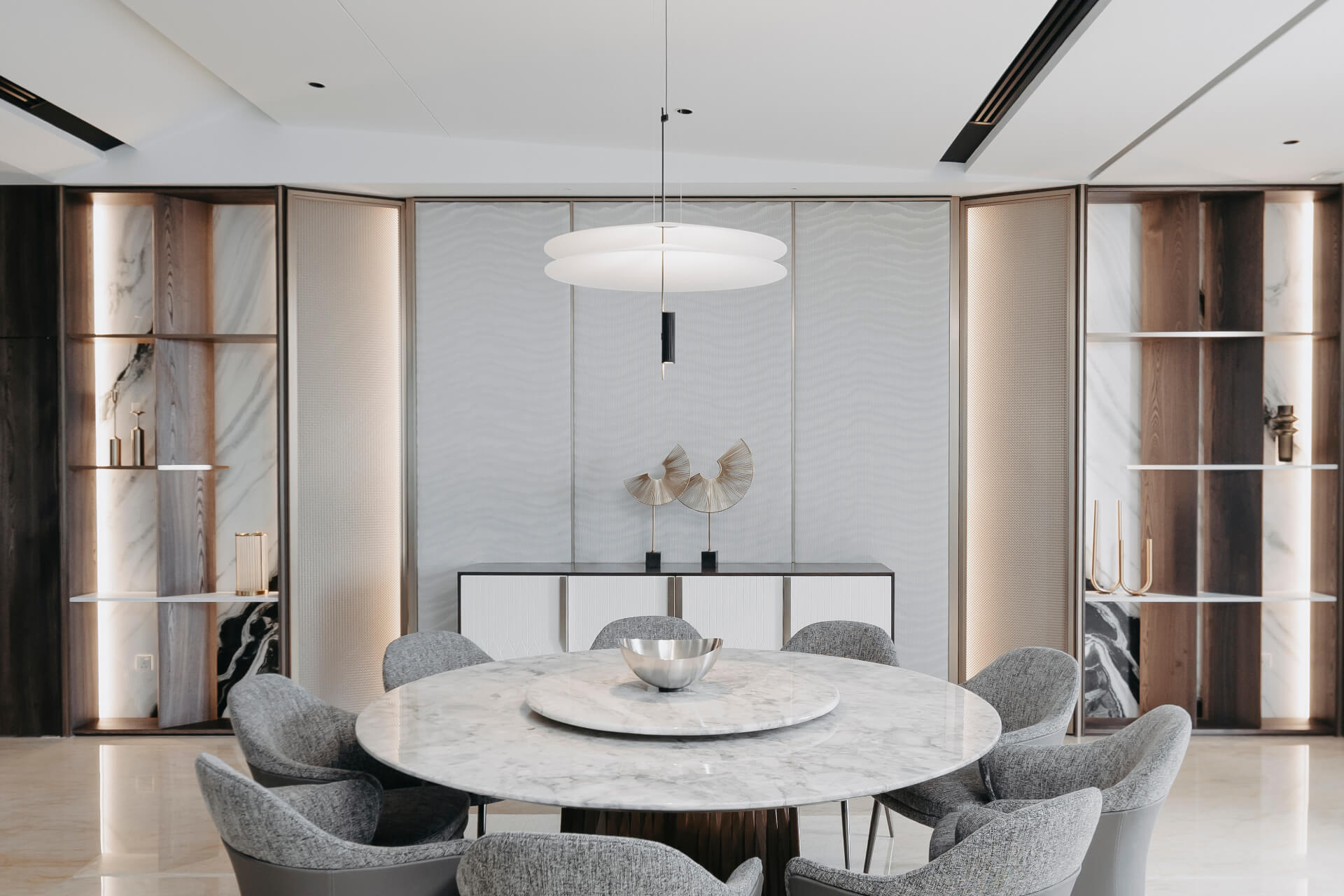 The Understated Luxe 9