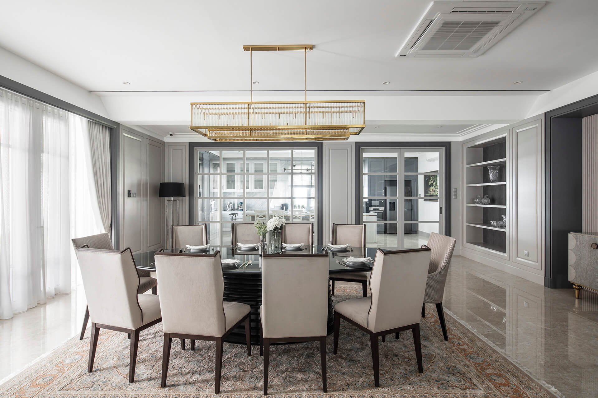 The White Mansion 11