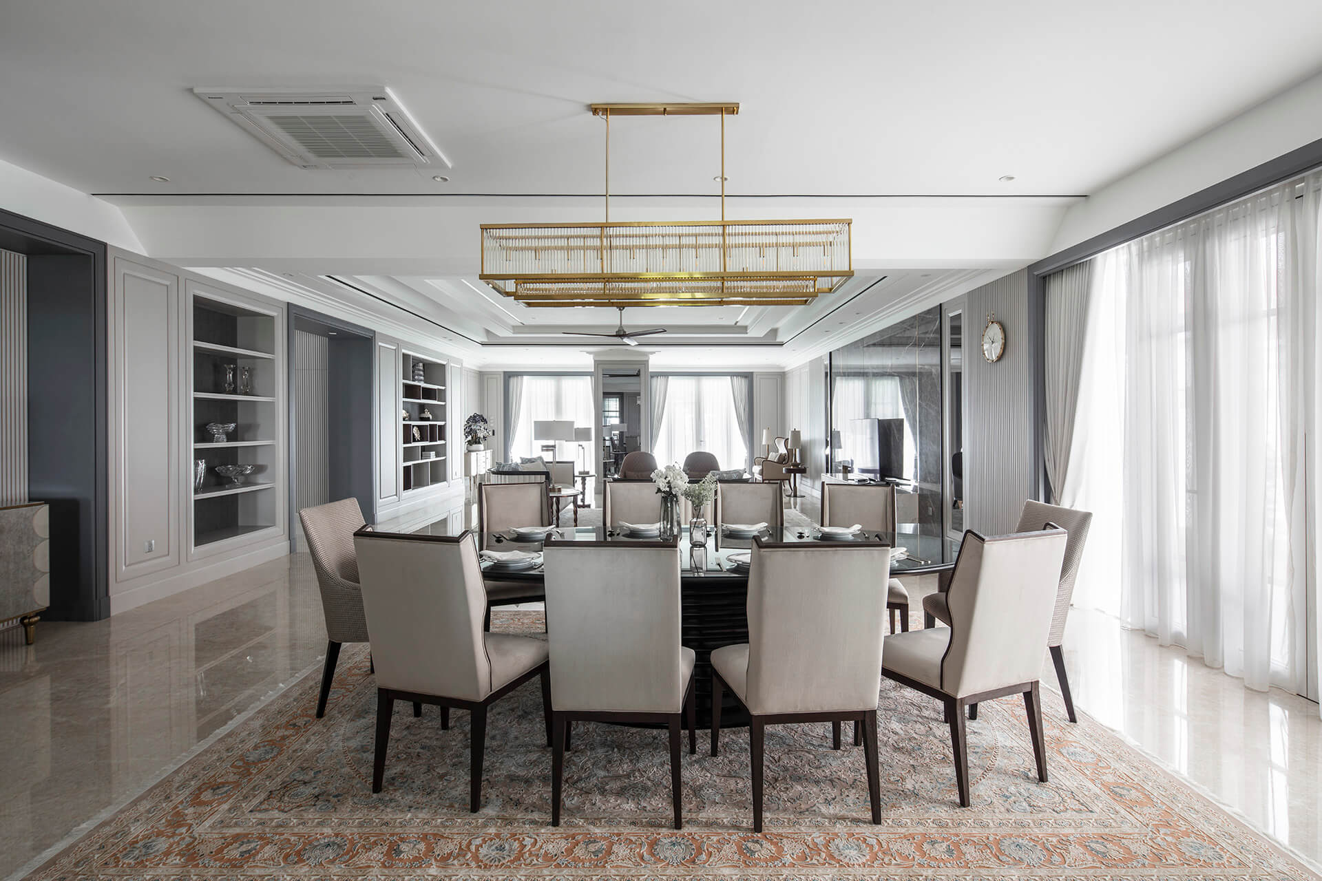 The White Mansion 12