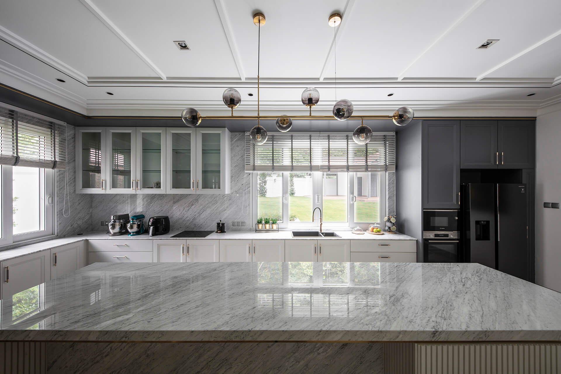 The White Mansion 22