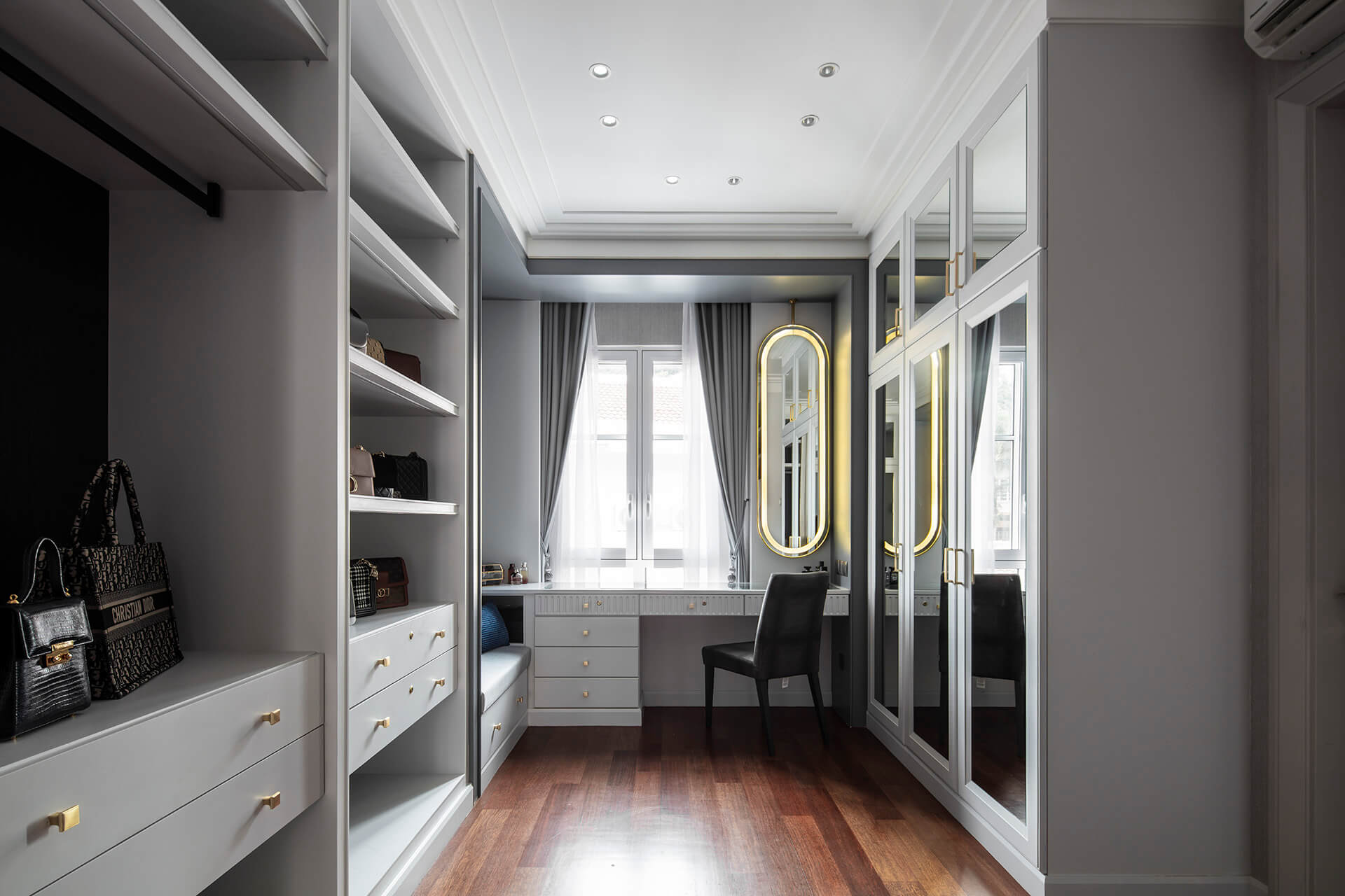 The White Mansion 35