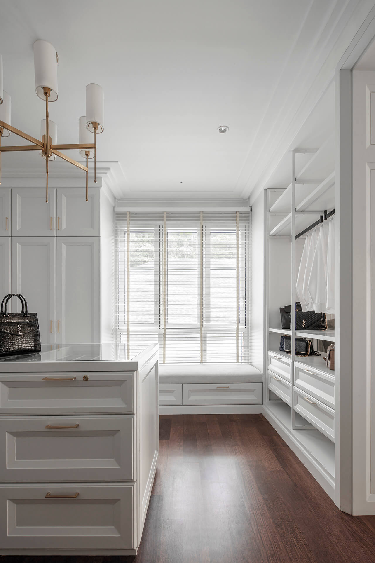 The White Mansion 45