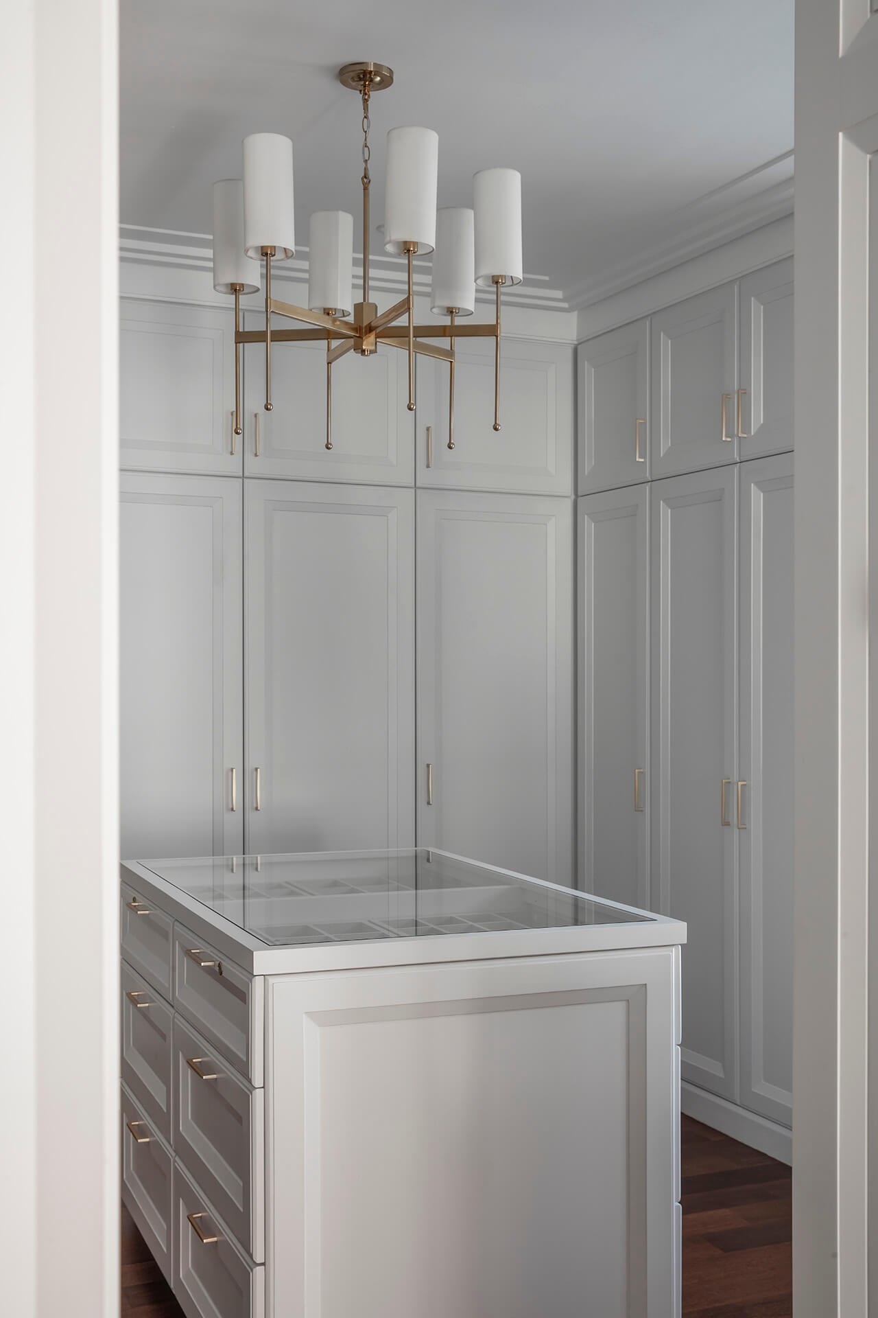 The White Mansion 47