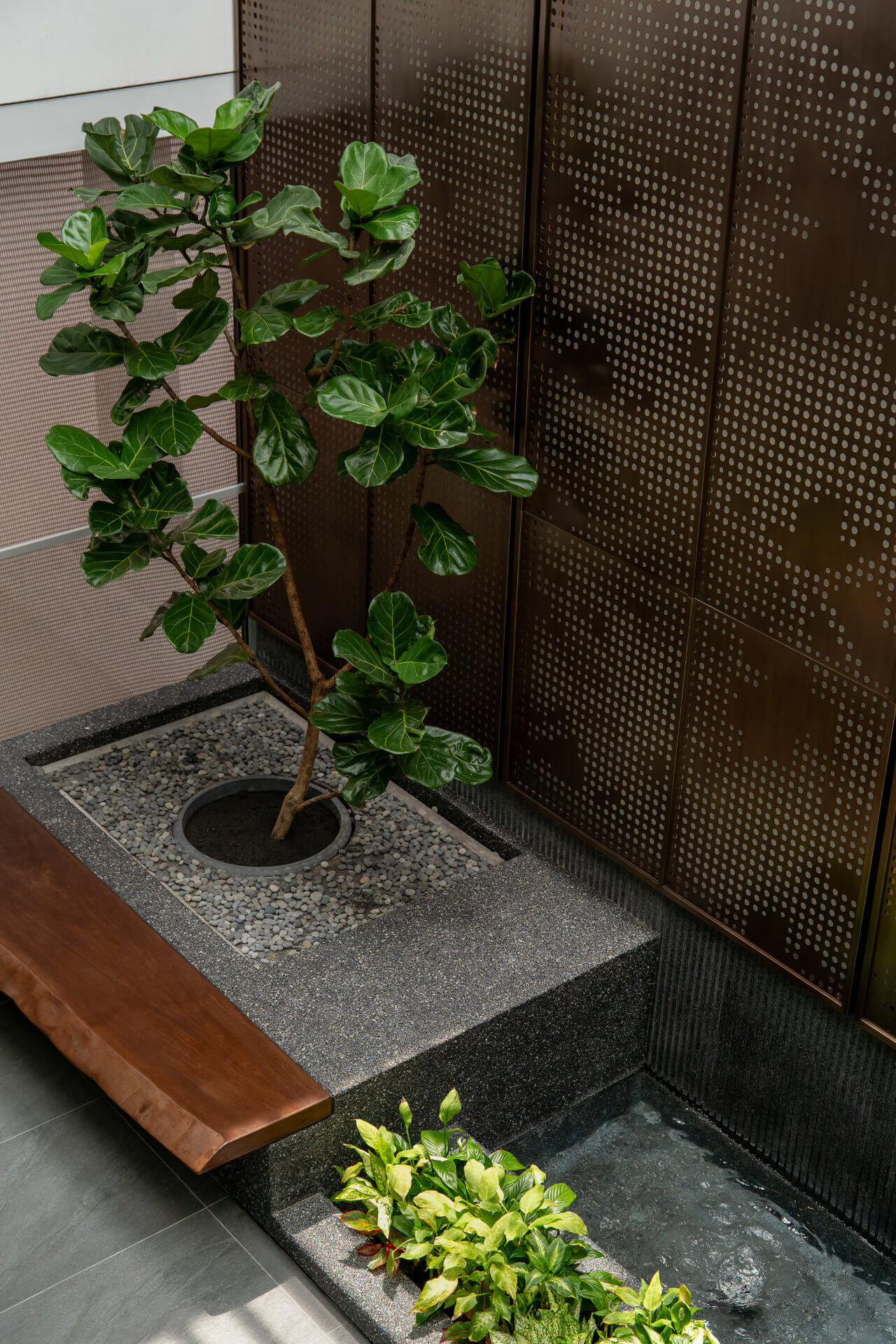 Sculpted Serenity 21